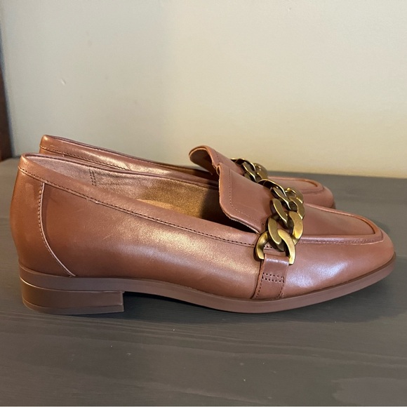 VIONIC Mizelle Chain Loafers NWOB - Picture 6 of 9